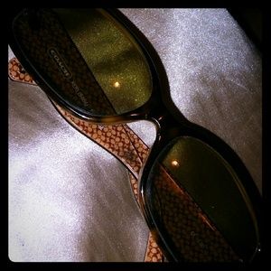 Ladies coach authentic Coach sunglasses